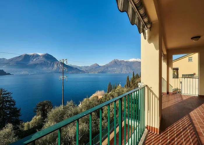 Luxury With View Near Varenna Apartment
