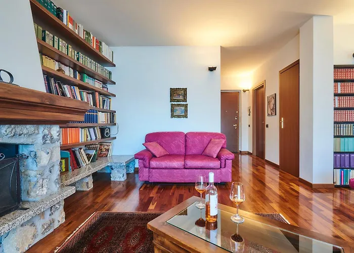 Luxury With View Near Varenna Apartment